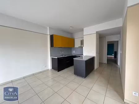 appartement à louer 3 pièces 71.88 m² - lyon 8e arrondissement (69008) - 1 020€