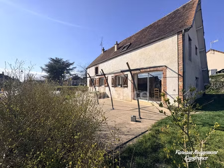 maison à vendre la celle saint cyr 5 pièce(s) 118m2 136 000€
