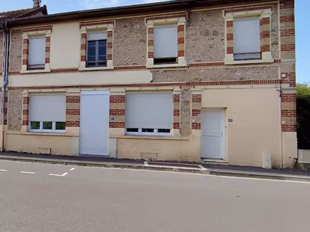 vente immeuble 200 m² mailly-le-camp (10230)