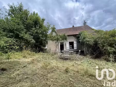 maison à menou (58210)