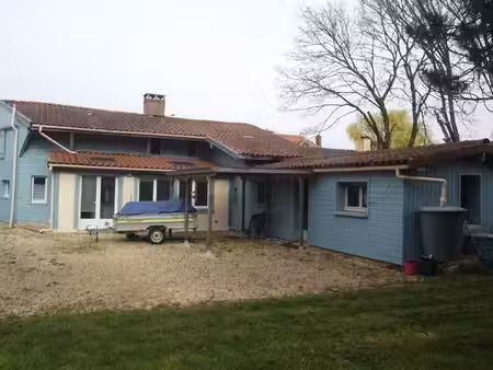 belle maison traditionnelle