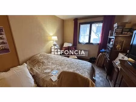 studio avec locataire proche cours julien / baille