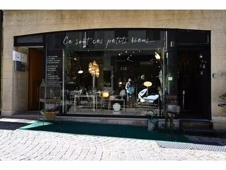 location commerce 1 pièce 21 m² à salon-de-provence (13300)