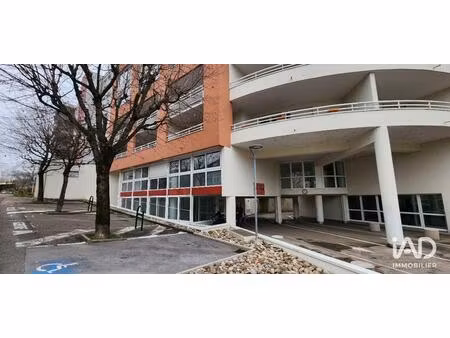 vente local d'activités 98 m²