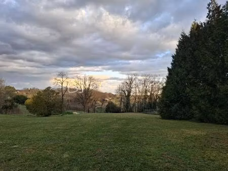 terrain de 1 165 m² à sainte-colombe