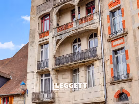 appartement 12 pièce(s)  aubusson