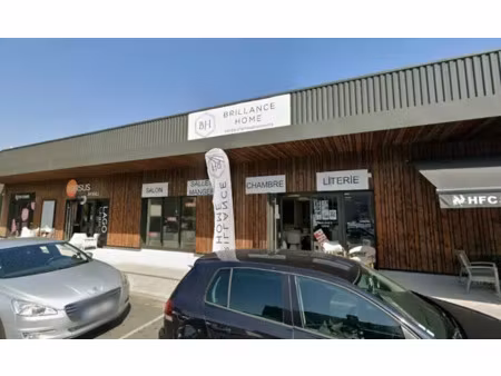 local commercial a louer