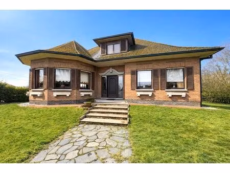 roeselare – unieke karakterwoning met ruime tuin