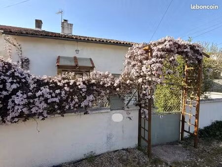 maison 9 pièces 108 m²