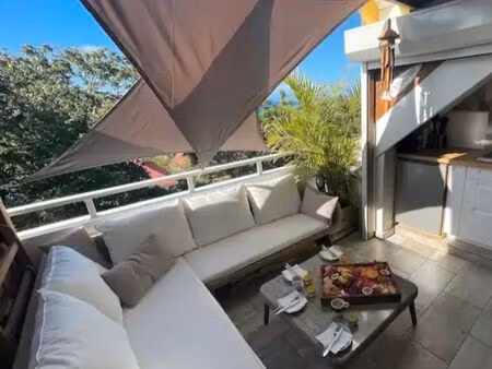 studio vue mer + piscines + plages