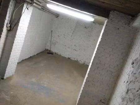 local/box de stockage en cave 10 et/ou 15m²  lille centre  rue barthélémy delespaul