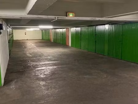 box parking garage