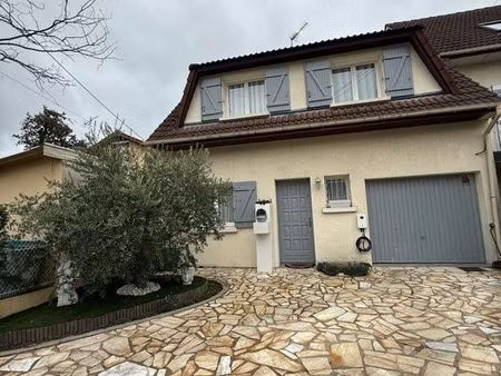 maison 5 pièces 105 m2