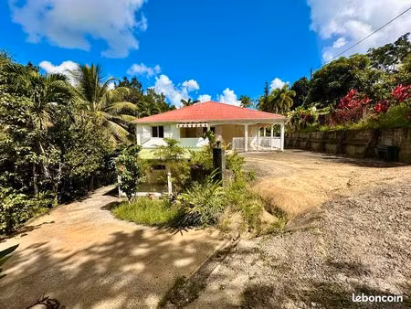 maison + appartement sur un terrain de 1 300 m2