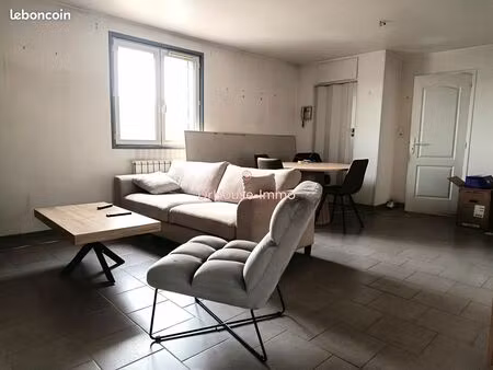 maison 2 pièces 61 m²