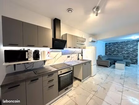 maison de ville entièrement rénovée