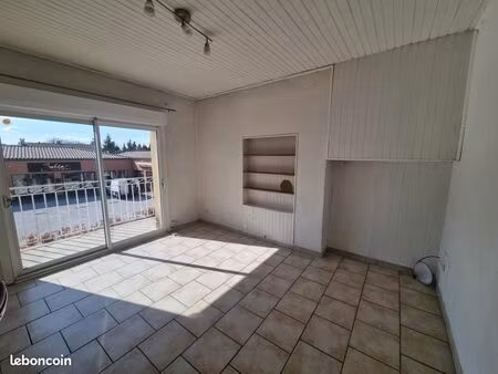 t 2 montfavet centre