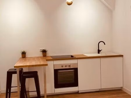 studio refait à neuf vauban