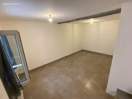 maison à louer à esperaza