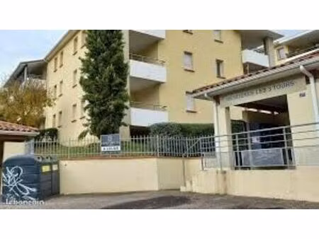 particulier t2 foix - 2 pièces