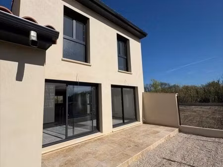 mas 4 pièces 96 m²