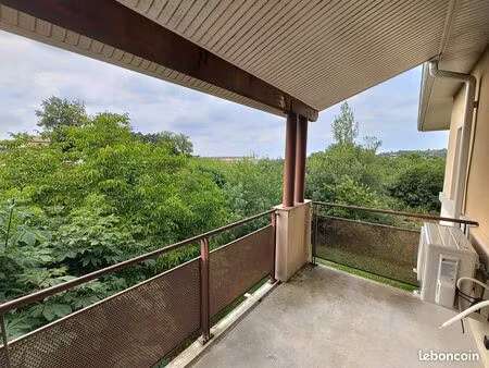 t2 2eme étage climatisé