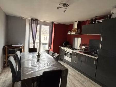 appartement très design duplex t3 hyper centre chateau-gontier 80m²