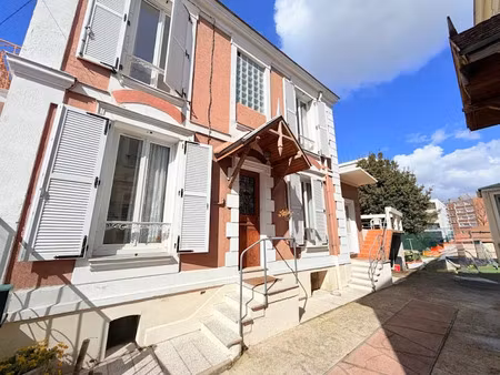 vente maison 4 pièces 75 m² à livry-gargan (93190)  199 000 €