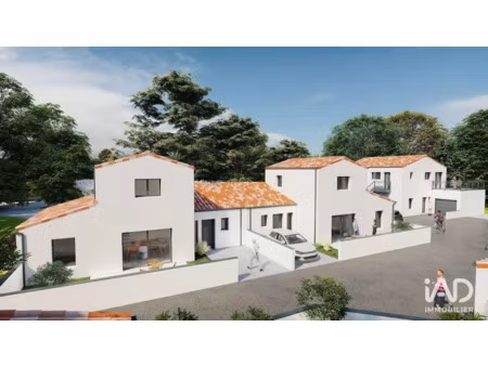 vente maison 4 pièces 84 m² à saint-georges-de-montaigu (85600)  nan €