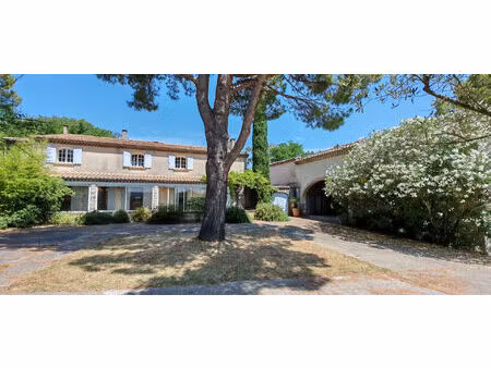 propriété de charme en pleine campagne avec parc arboré et grande grange