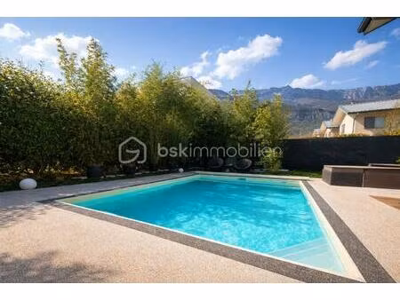 maison de 102 m² à varces-allieres-et-risset