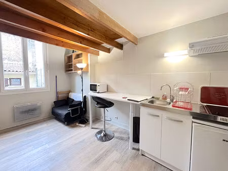 a louer appartement 1 piece avec mezzanine - bordeaux cours victor hugo