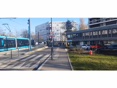 vente local industriel 3 pièces 81 m² besançon (25000)