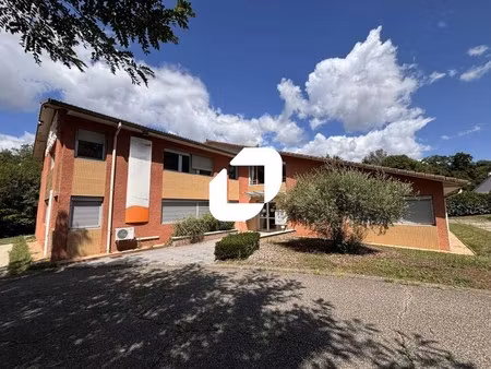 a vendre  batiment independant sur son terrain prive