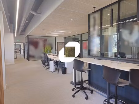 a louer  batiment mixte