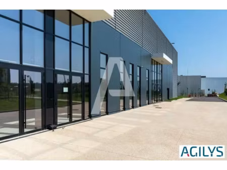 a louer : bâtiment indépendant de logistique - 6088m² - proche a86