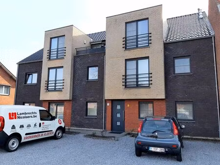 gunstig modern appartement te helchteren