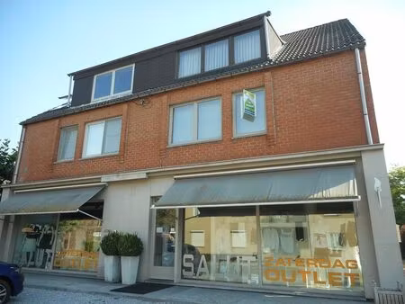 appartement op de eerste verdieping te lanaken