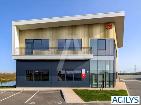 a louer : locaux neufs à usage mixtes activités / bureaux / entrepôts / stockage- green te