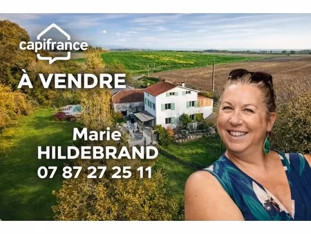 maison de caractère de 155m² - 4 chambres - avec piscine  dépendances et vue panoramique (