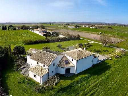 vente maison meschers-sur-gironde 17132 - - surface privée