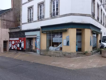 vente commerce 6 pièces 117 m² douarnenez (29100)