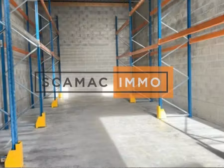 local d'activités de 90m²