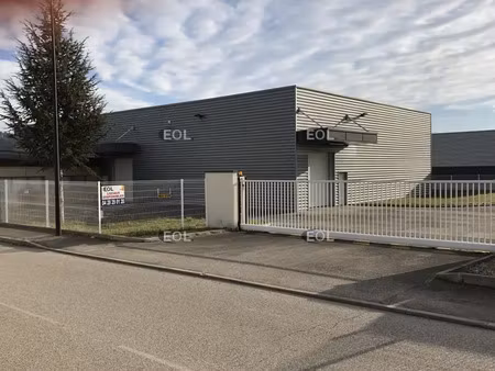 local d'activités indépendant vourles