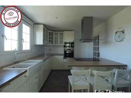 vente maison 5 pièces 216 m² à freneuse (76410)  374 900 €