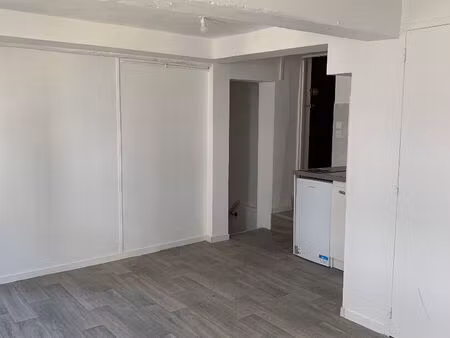 location appartement 3 pièces 42m²