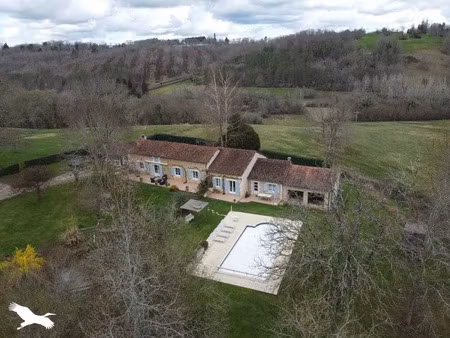 vente maison 8 pièces 220 m² à vergt (24380)  399 239 €