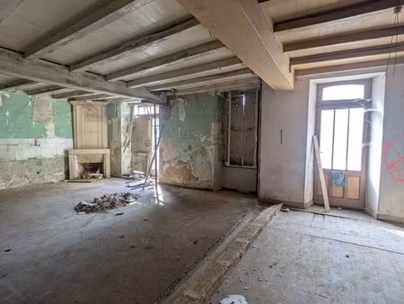 maison à rénover 136 m2 jardin dépendance