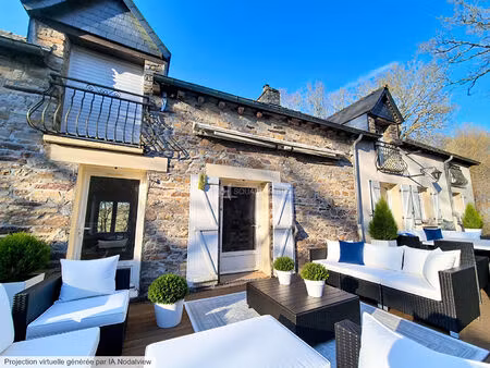 pays de brocéliande longère pierres indépendante en campagne.
