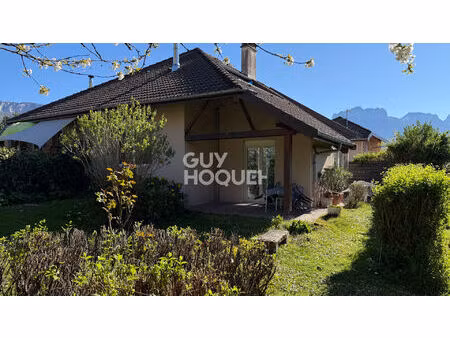 appartement lumineux avec jardin et fort potentiel sevrier t2/t3 71 m2 - grand garage